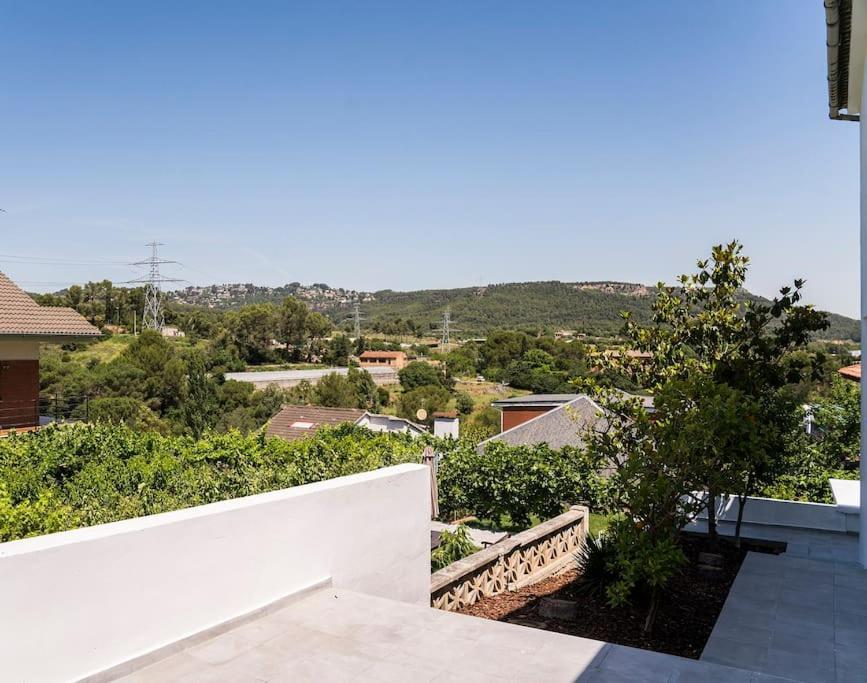 20 Min From Bcn- Charming House W/ Pool & Bbq Area Villa Cervelló Dış mekan fotoğraf