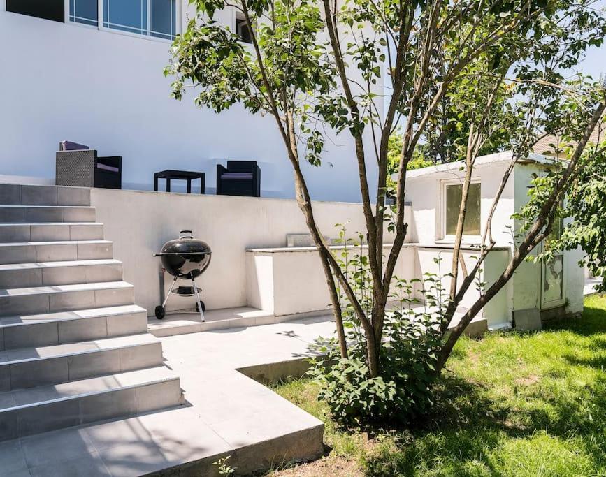 20 Min From Bcn- Charming House W/ Pool & Bbq Area Villa Cervelló Dış mekan fotoğraf